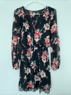 White House Black Market Black Floral V-Neck Tunic with Coral Blossoms
